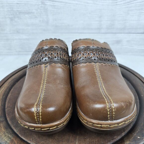 Ariat Brown Leather Clogs Embossed Detail Womens Sz 6.5 Western Comfort - Picture 2 of 9